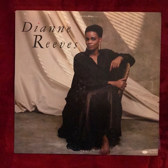 Dianne Reeves - Picture 1 of 2